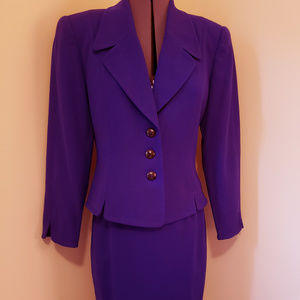 Dana Buckman Designer Suit Size 2 - Office Wear
